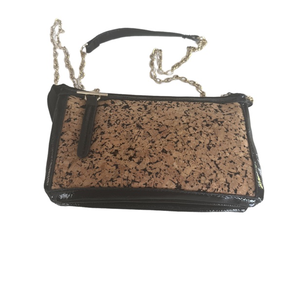 Sondra Roberts | Cork | Crossbody | Chain Strap Purse - Picture 3 of 9